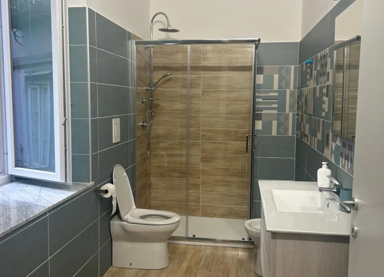 Napoli Centro Le Suite Di Giordy E Peppe Appartement